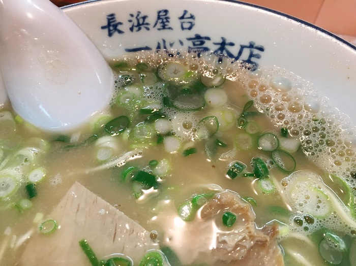 福岡の老舗 長浜屋台 一心亭 本店 のラーメンは安定のウマさだった